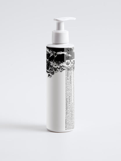 Mikki Luka Gentle Cleansing Milk