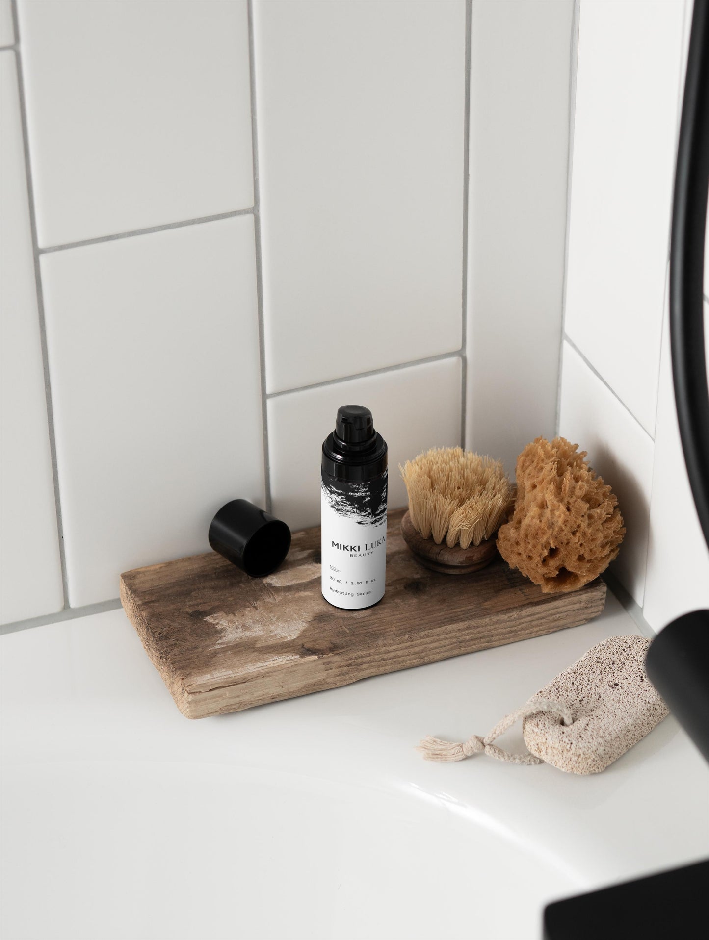 Mikki Luka Hydrating Serum